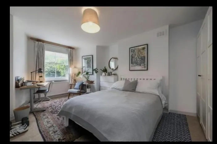Guest Stay Hanworth 0*, Hanworth (Berkshire) Birleşik Krallık